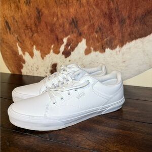 White leather vans shoes women’s 10.5 men’s 9